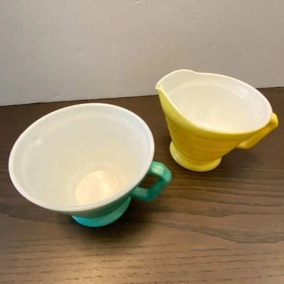Vintage 1960s Hazel Atlas Glass Sugar Creamer Yellow Green Tea Coffee Retro Set - Image 3 of 4