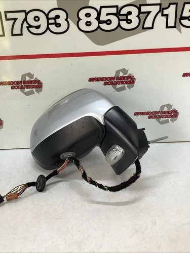 2011 Peugeot 5008 Drivers Side Wing Mirror