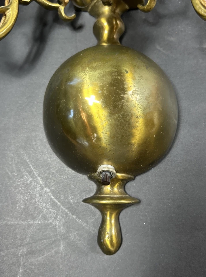 复古纯色黄铜 Leviton 电动壁灯 3 灯具花卉卷轴 — 第 3/4 张图片