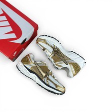 Nike Zoom Vomero 5 Metallic Gold (Women's) EU 39