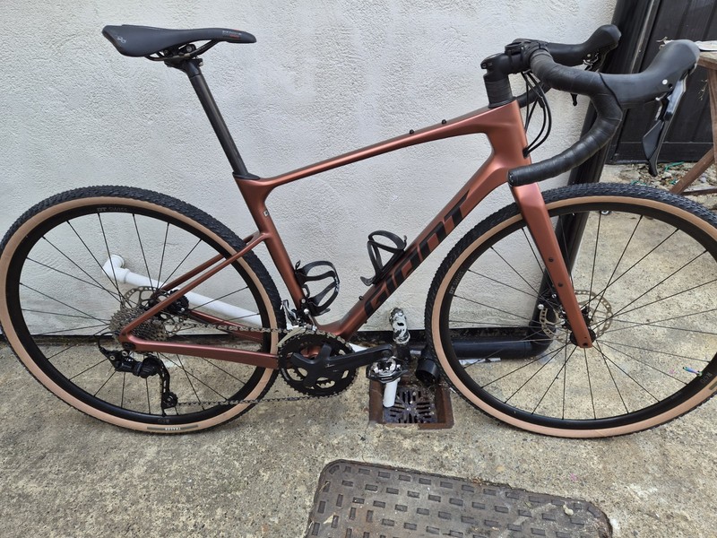 Giant Revolt ADVANCED 3 Carbon Gravel Bike Medium Bike grx