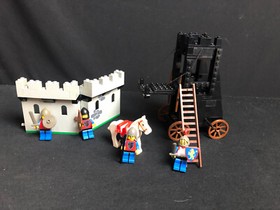 Lego 6061 Siege Tower Castle &rarr; Crusader's Lion Knights Knights Knights from 1984