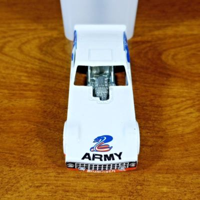 Hot Wheels Flying Colors Army Funny Car White Dragster