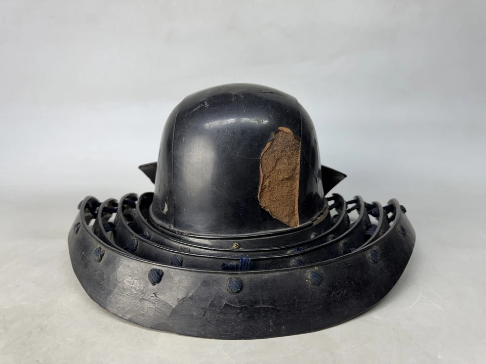 Y8961 KABUTO Hierro Zunari Casco Negro Laca Armadura Japón Antiguo Bugu Yoroi Foto 3 de 4