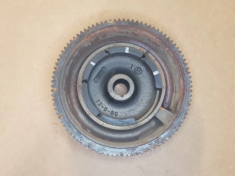volant magnétique de moteur tecumseh formula 11.5hp OV358EA / 206956G - Photo 2/2