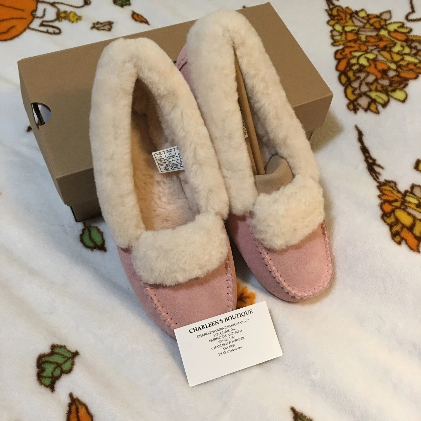 Mocassino Ugg Australia donna Dakota cuciture fuoriuscita taglia 9 nuovo con scatola