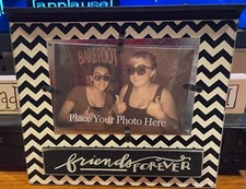 Friends Forever Frame/Primatives by Kathy
