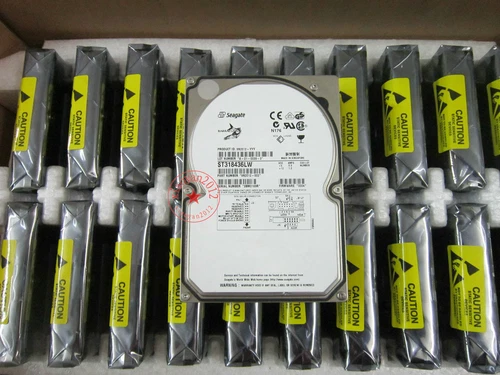 Seagate ST318436LW 18GB SCSI 68-pin 10K hard drive - Picture 2 of 3