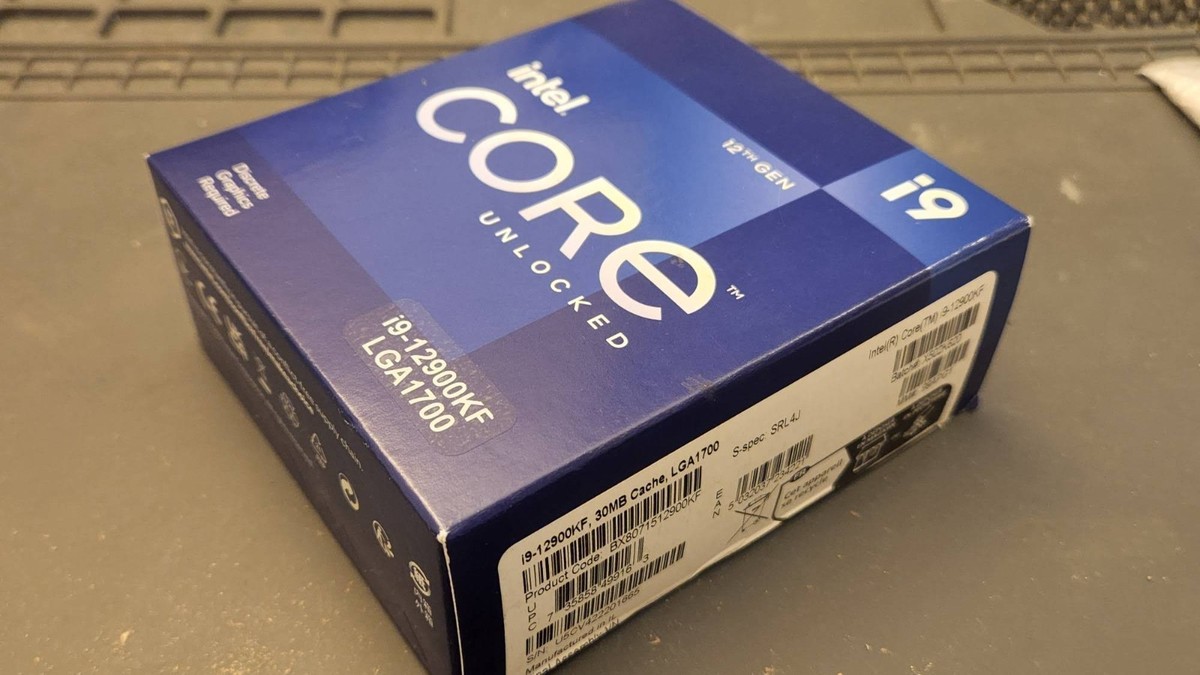 Intel Core i9-12900KF Processor (5.2GHz, 16 Cores, FCLGA1700