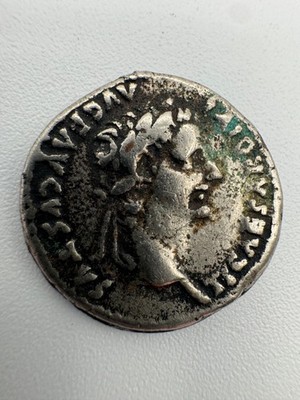 Ancient Roman Silver Denarius   Augustus (AVG DIVI F CAESAR)   PONTIF Reverse