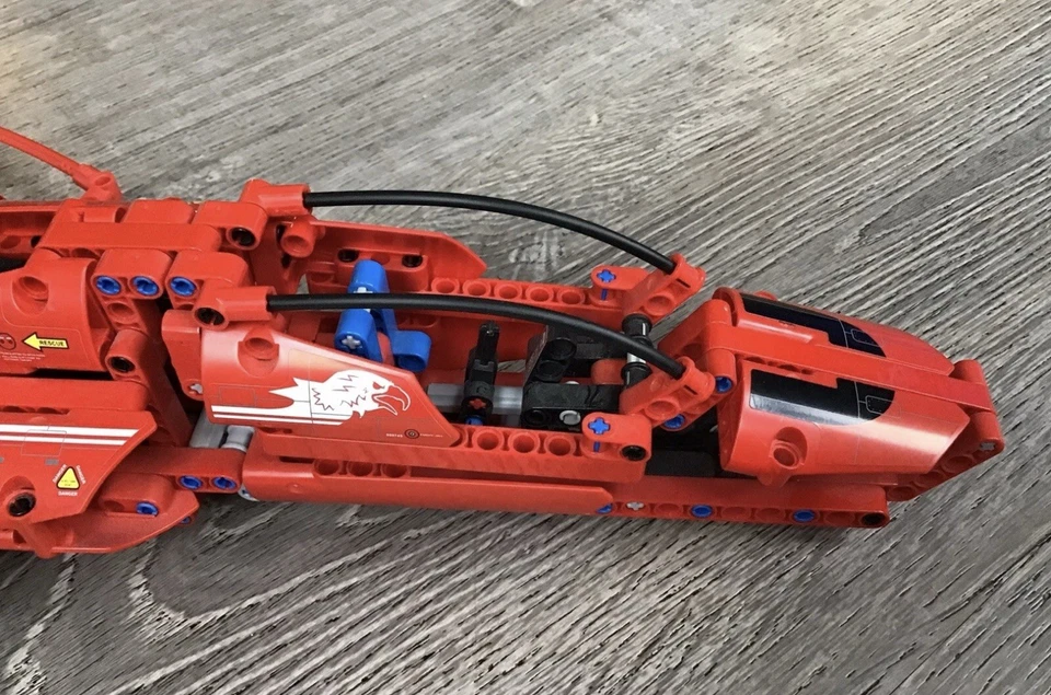 LEGO TECHNIC: Jet Plane (9394) Red Air Plane Airplane Fighter Jet - Image 2 of 4