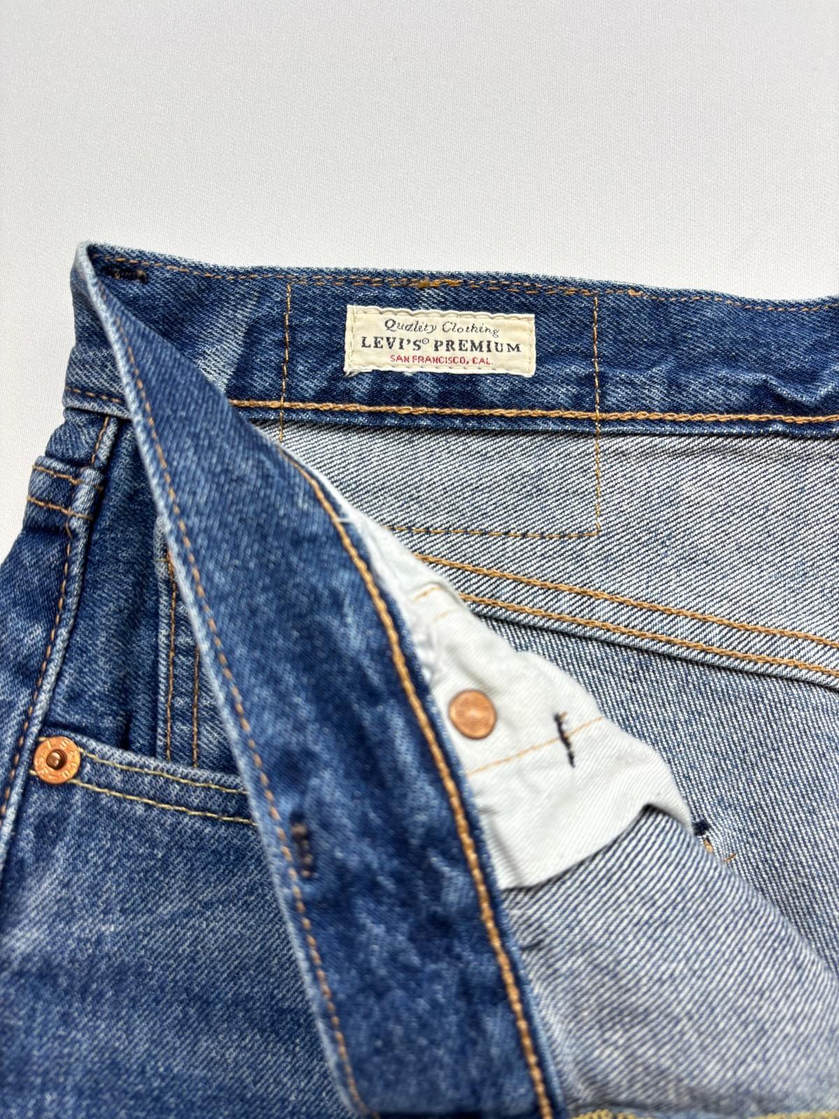 LEVI'S Premium 501 Men's Shorts W29 Denim Blue Button Fly image 5