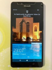 MICROSOFT LUMIA 950 DUAL SIM RM-1118 schwarz mit Zubehörpaket DisplayDock&Cover