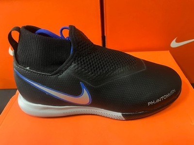 NIKE JR  PHANTOM VSN ACAEMY DF IC INDOOR  BLACK  AO3290-004  SIZE  1.5 YOUTH