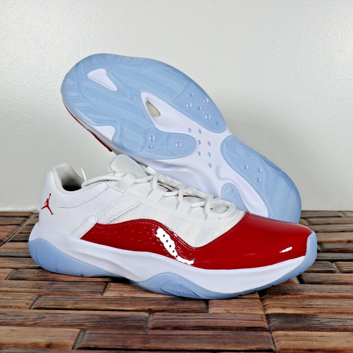 Air Jordan 11 Low ホワイト/レッド Air Jordan 11 Retro Low IE 'White & Gym Red' Release Date