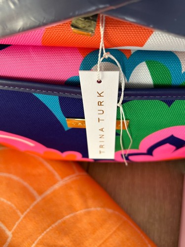 Trina Turk Insulated Picnic Tote NWT + Bonus Tumblers & Beach Blanket! - Picture 7 of 9