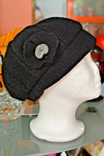 Lagenlook Artsy Funky Black Lined Wool 