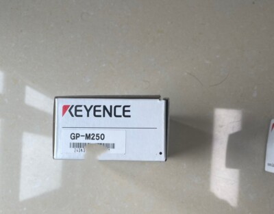 Keyence GP-M250 Pressure sensor Brand New air transport