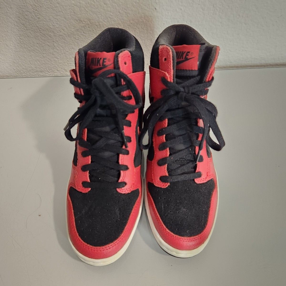 Nike Dunk Sky Hi Hidden Wedge Heel Sz 7.5 Black Red Bred Nike Dunk Sky Hi Hidden Wedge Heel Sz 7.5 Black Red Bred