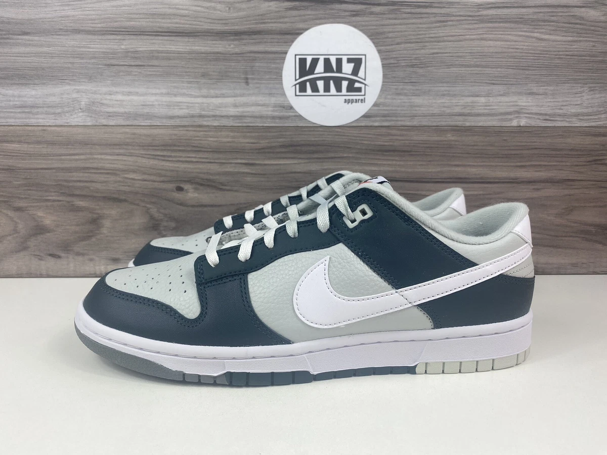 Nike cheap silver shoes