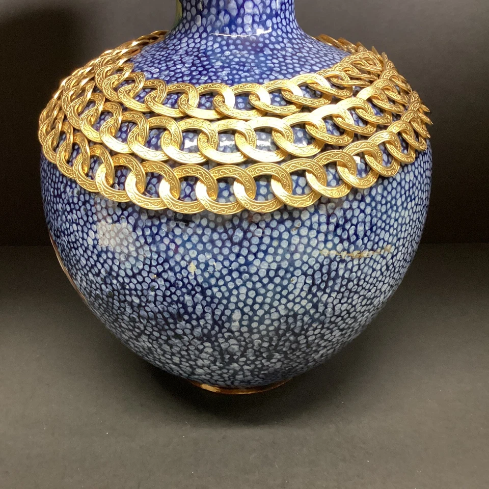 RARO DKNY Triple Multi Hilo Capas Tono Dorado Cocodrilo Collar Declaración Foto 2 de 4