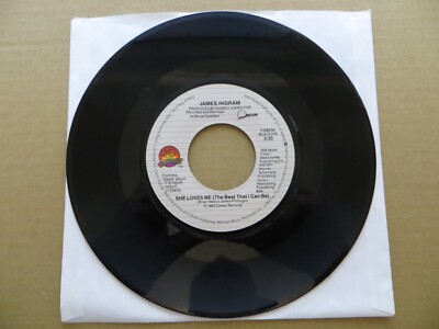 James Ingram   She Loves Me (The Best That I Can Be) - 1983 Qwest 7-29235 7'' 45