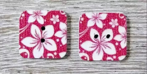 square wood sewing buttons 2 holes 1/2 inch crafts flower red white USA seller - Picture 2 of 2
