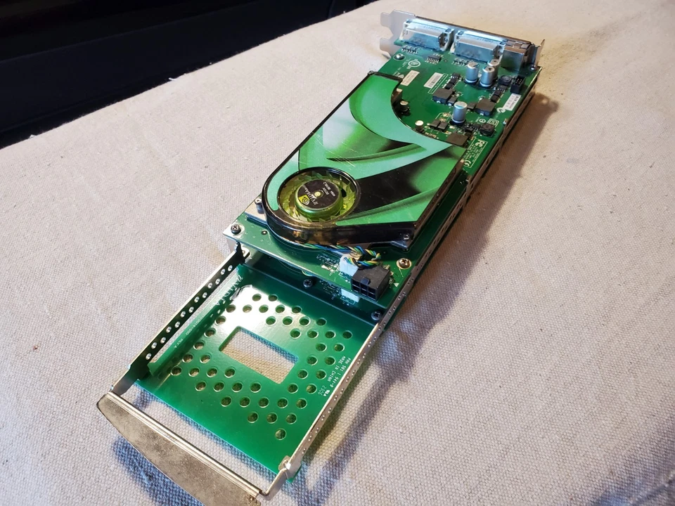 NVIDIA GeForce 7950 GX2 512MB Graphics Card - Image 3 of 4