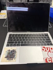 2018 Apple MacBook Air 13.3" i5 1.60GHz/8GB/256GB SSD (Silver) - A1932