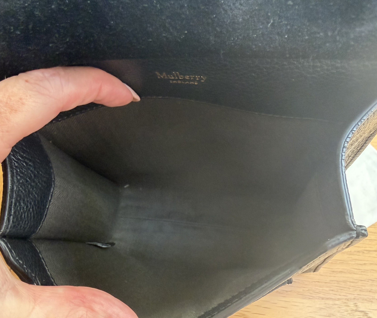 MULBERRY antony black small classic grain leather messenger bag. image 8