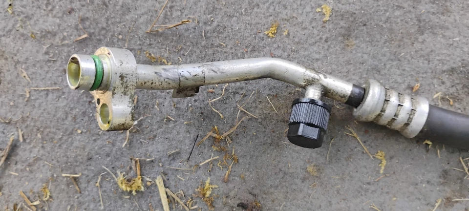 Линия всасывания кондиционера подходит для: 2000-2004 Nissan Frontier Xterra L4 2,4 л #92480-8B403 - Изображение 3 из 4