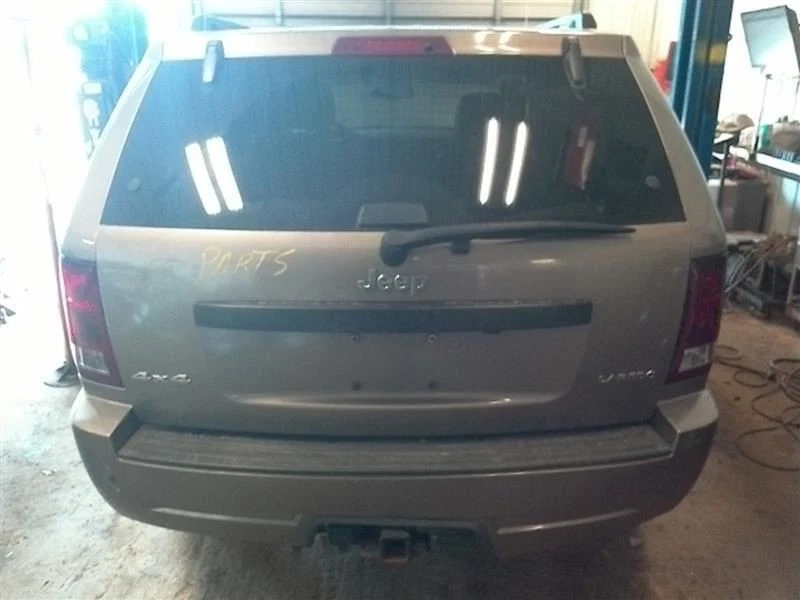 Передний шпиндель/кулак драйвера без учета SRT8 подходит для 05–10 GRAND CHEROKEE 10202898 - Изображение 4 из 4