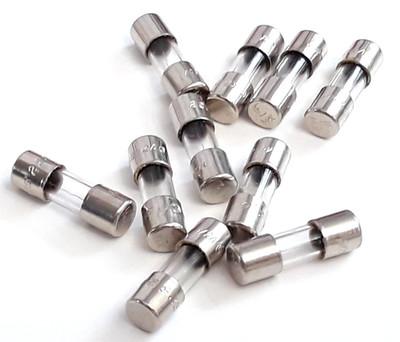 Pack Of 10 New Littelfuse Lf. 225 1/2A Fast Acting 2AG 250V FUSES 5mm x 15mm