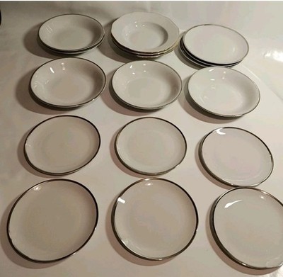 Vintage Bohemia Porzellan Teller Set Silber & Goldrand Suppe Tee Dessert (17)