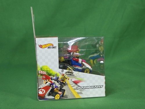 Hot Wheels Mario Kart Exclusive 4-Pack Black Yoshi Luigi Bowser New - Picture 5 of 6