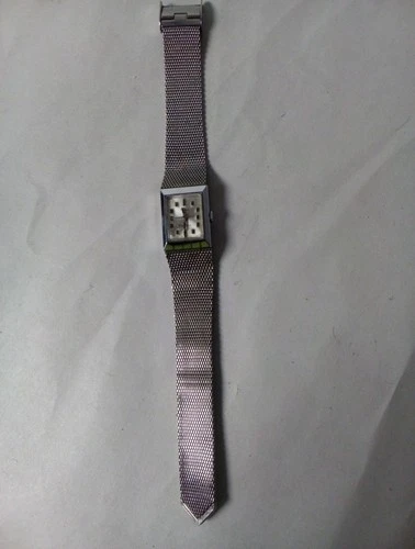 Vintage Timex Electric SS Chrome Plated Mesh Wrist Watch