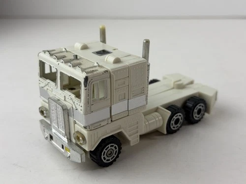 Transformers G1 Ultra Magnus White Optimus Prime Cab Robot Only with Hands