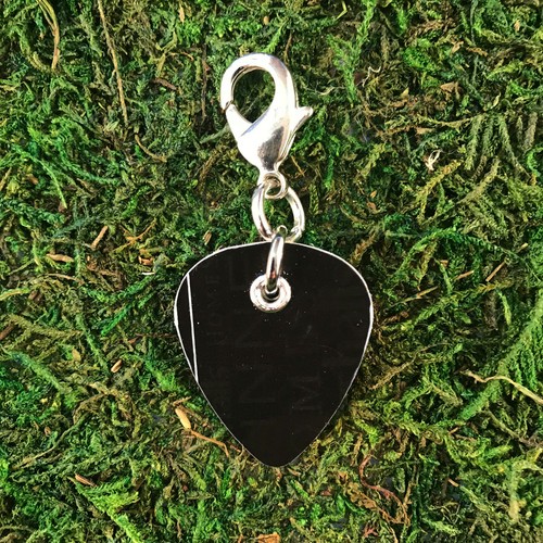 HOTI Handmade Rock Star Roach Clip Keychain Black White Stripe Guitar Pick Charm - Picture 2 of 7