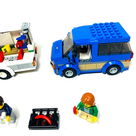 LEGO City 60117 Van & Caravan - 100% Complete with Minifigs No Box / No Manuals