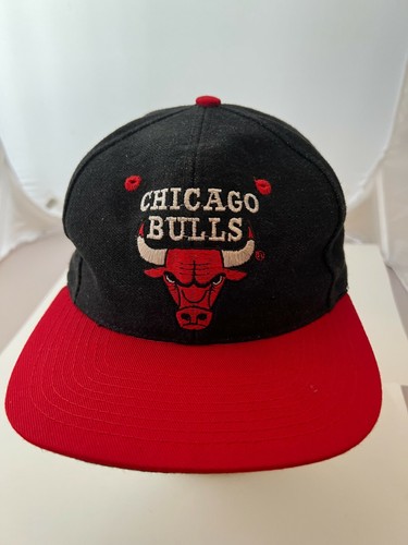 Vintage 90s Chicago Bulls Snapback Hat 