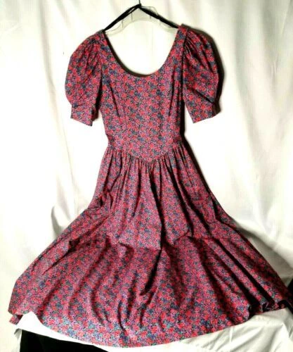 Хлопковая винтажная одежда, обувь и аксессуары Laura Ashley для особых случаев