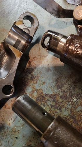 Bmw R1150gs Right Rocker Arms Valve Followers Etc - Picture 3 of 7