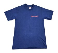 VINTAGE Dee Dee's Quincy MA Shirt Mens Small Lounge Mass Single Stitch Adult A38