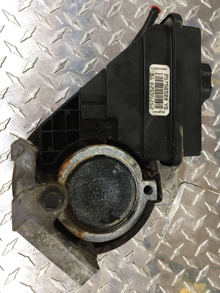 Bomba/motor de dirección asistida Cadillac DTS 06 Foto 2 de 3