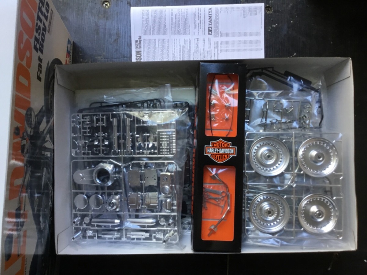 TAMIYA 1/6 HARLEY-DAVIDSON FLSTFB Fat Boy Lo BIG SCALE SERIES NO