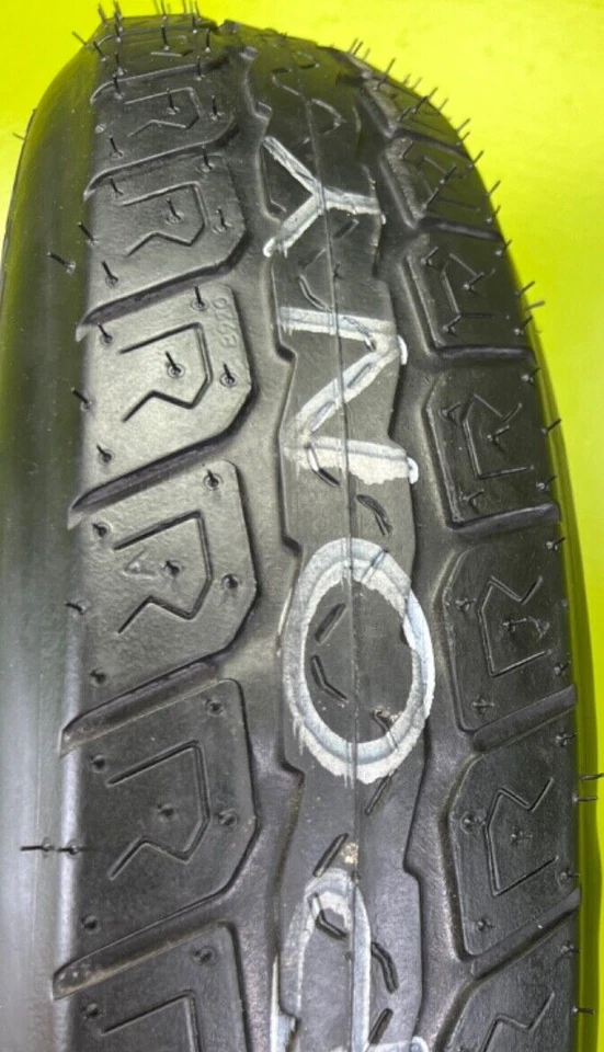 KIT NEUMÁTICO DE REPUESTO 15" CON GATO SE ADAPTA A: FORD MUSTANG 1999 2000 2001 2002 Foto 2 de 2