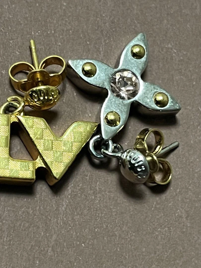 RARE LOUIS VUITTON LOVE LETTERS EARRINGS 3PC NEW IN BOX