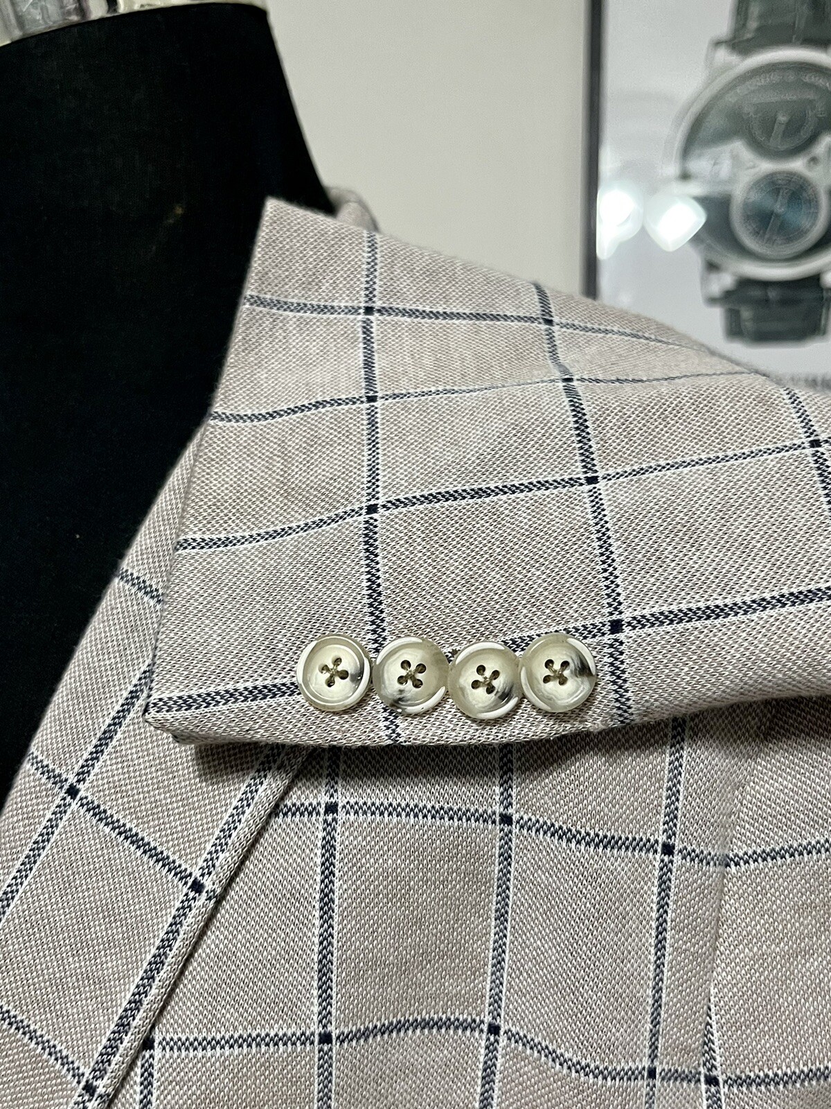 ROBERT TALBOTT - Large - Gray Beige Windowpane 10… - image 8