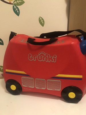 red trunki