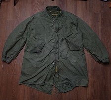 Vintage 80s US Army M-65 Fishtail Extreme Cold Weather Parka Large w/ Liner